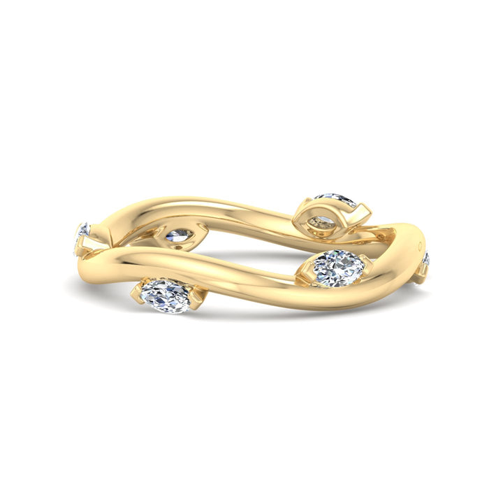 Statement gemstone ring with a feel of high-end Singapore ateliers