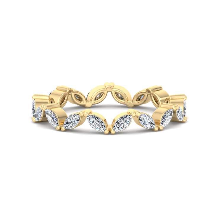 Solitaire diamond ring inspired by iconic Singapore proposals