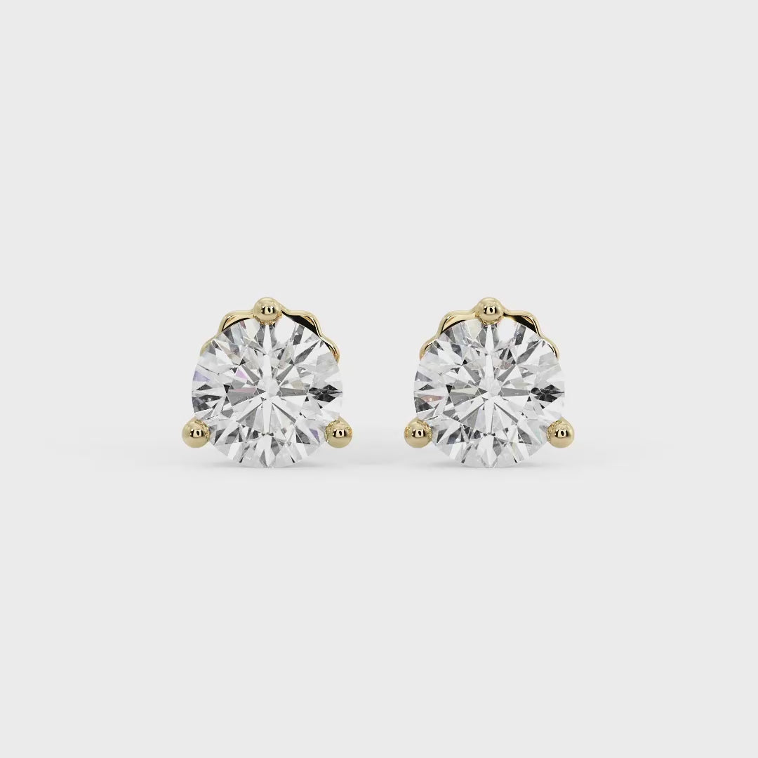 Round Cut Diamond Stud Earrings